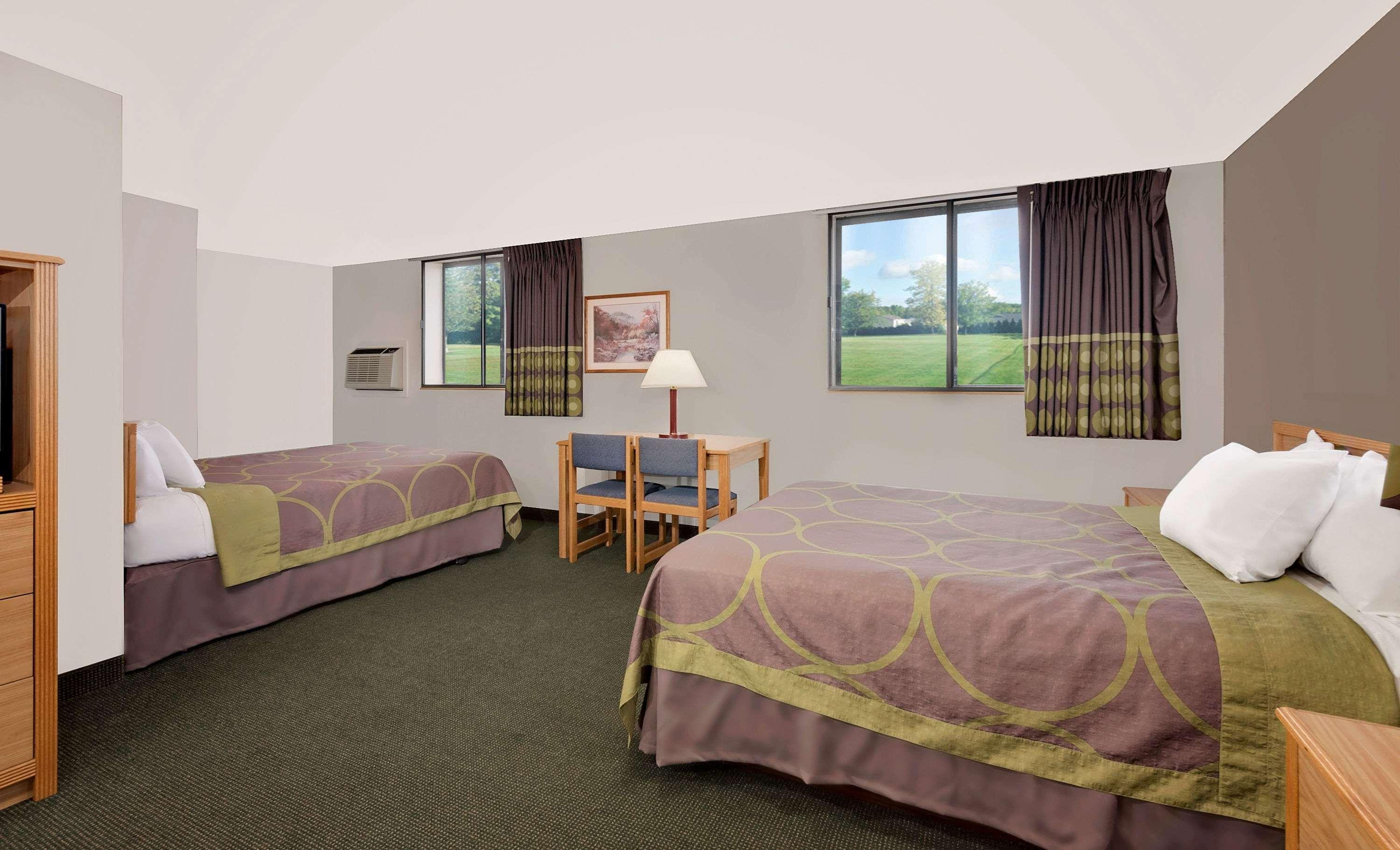 Super 8 By Wyndham Spearfish Hotel Bagian luar foto