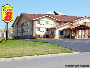 Super 8 By Wyndham Spearfish Hotel Bagian luar foto